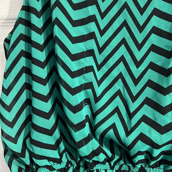 Enfocus Studio Women's Size 10 Dress Green Black Chevron Print Chiffon Lined - Picture 7 of 10
